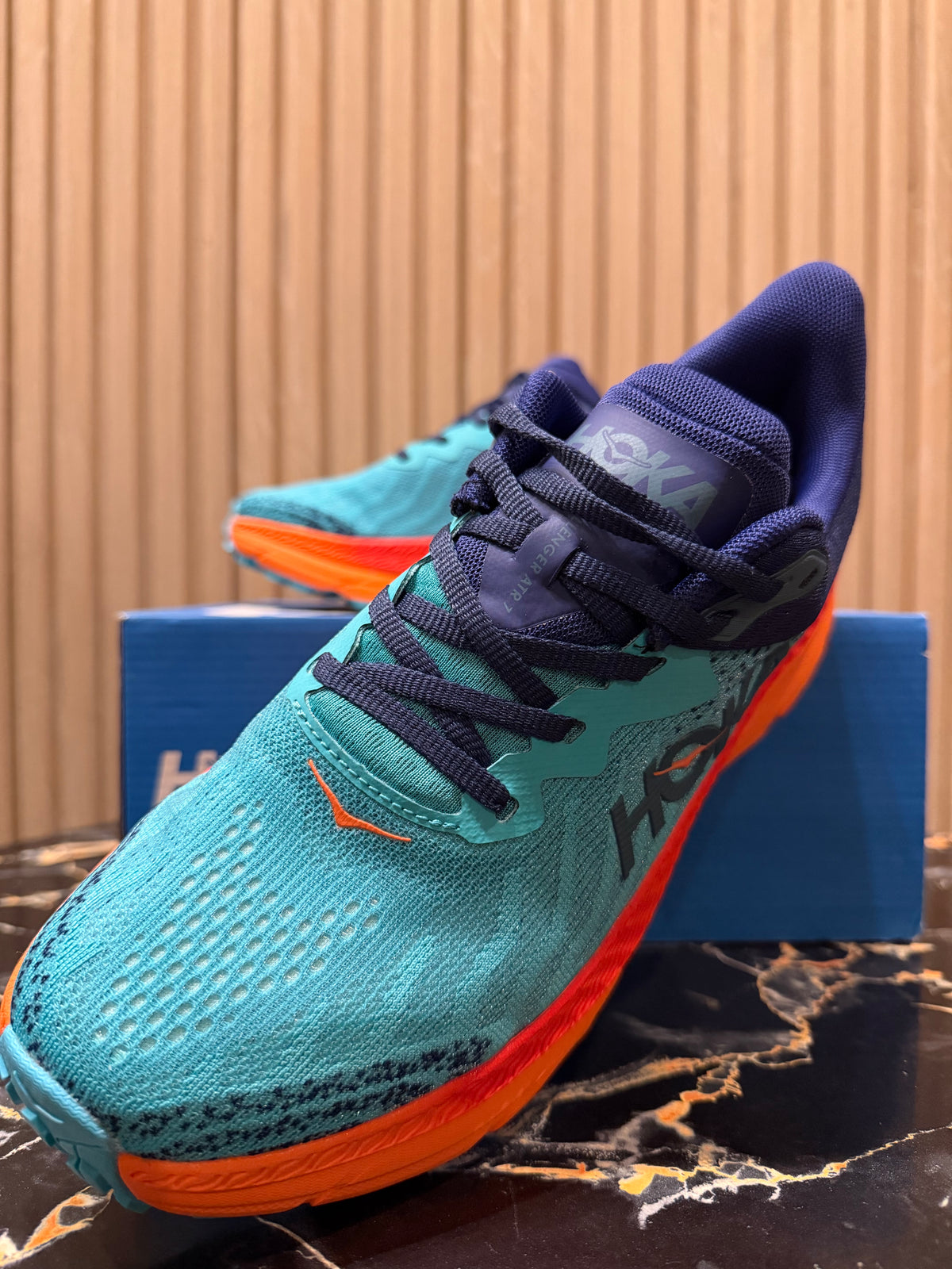 HOKA Challenger ATR 7