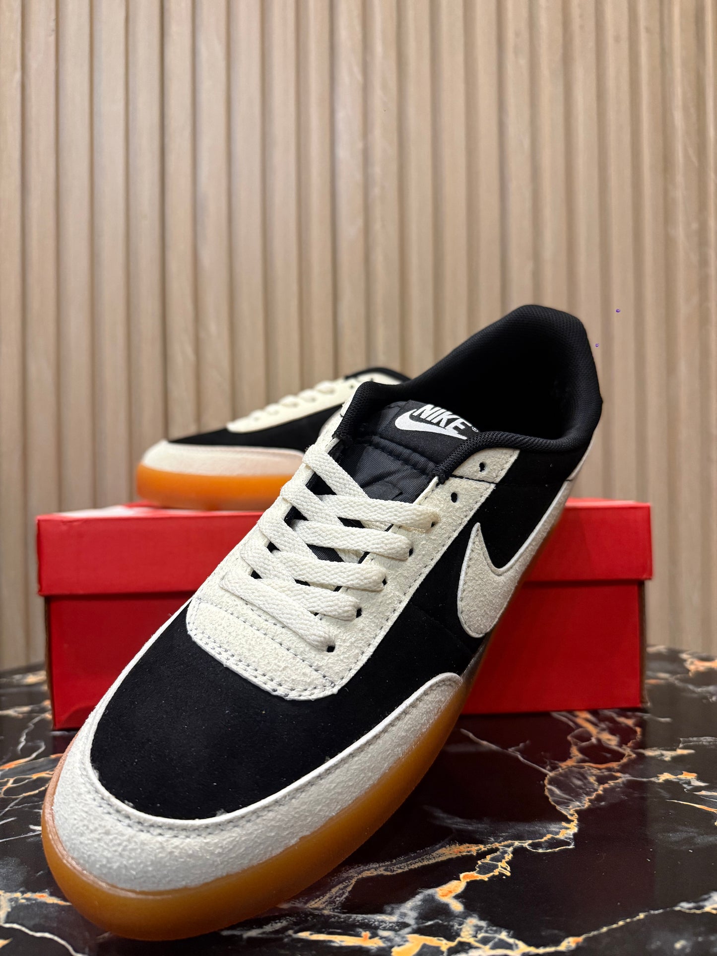 NIKE Killshot