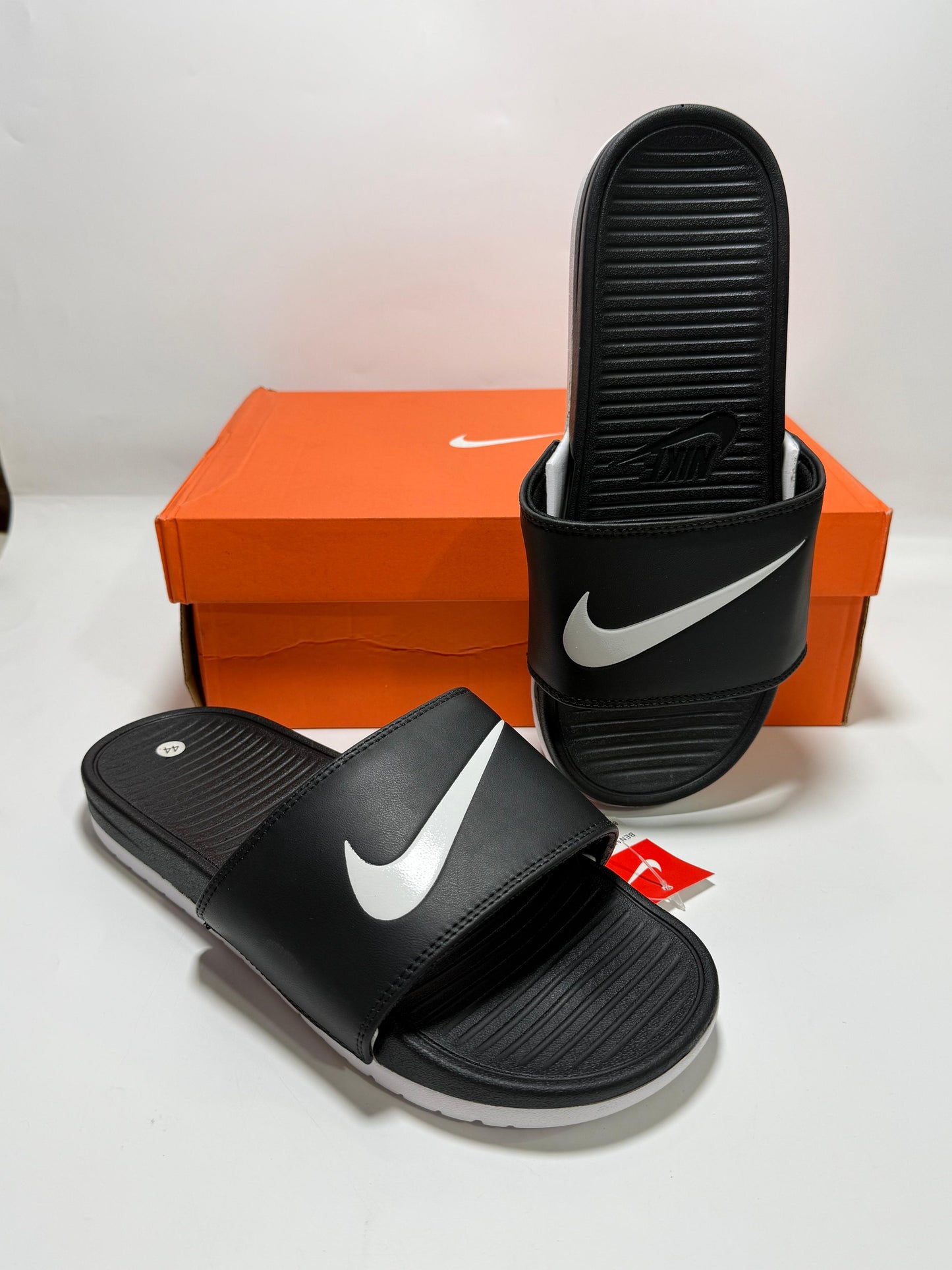 NIKE Slides (Premium ++)
