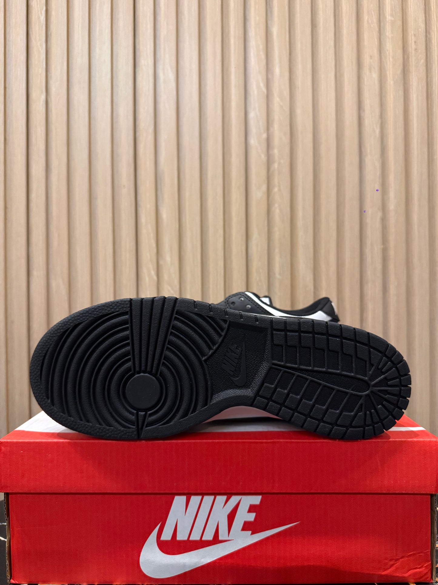 NIKE Dunks Low