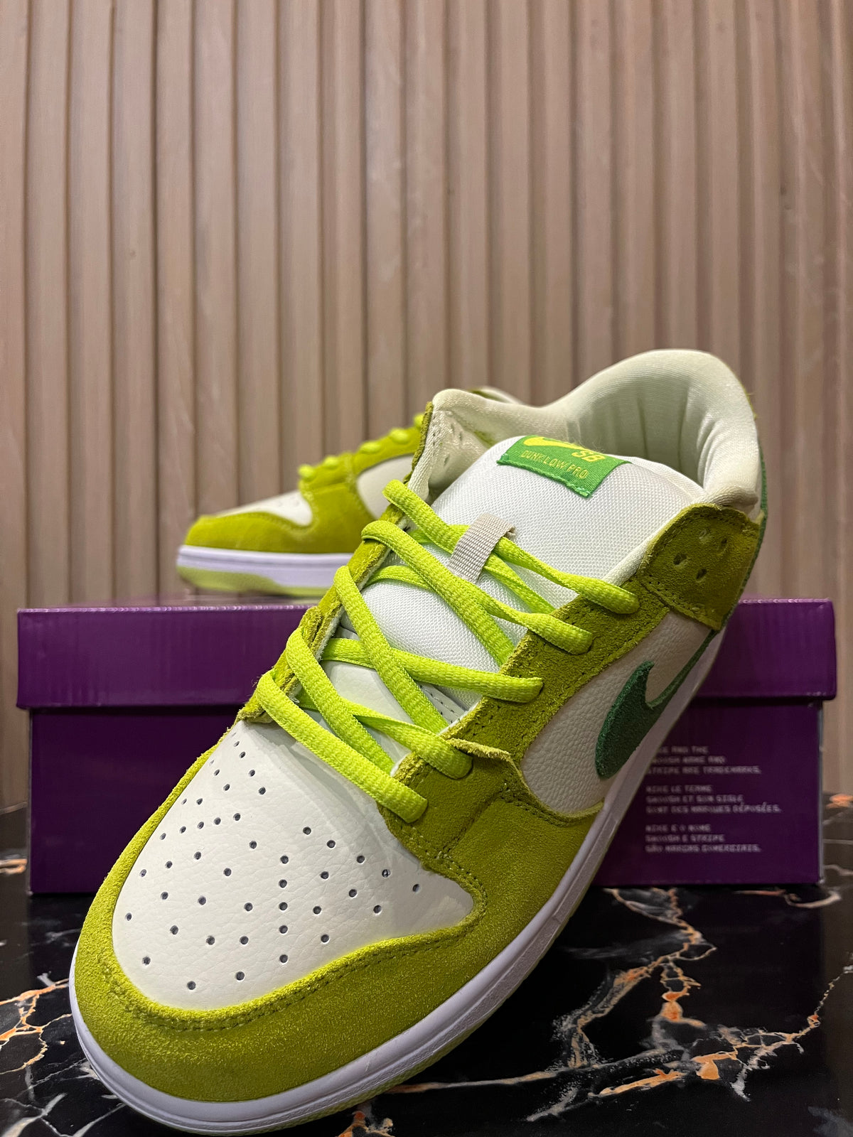 NIKE SB Dunks (Limited Edition)