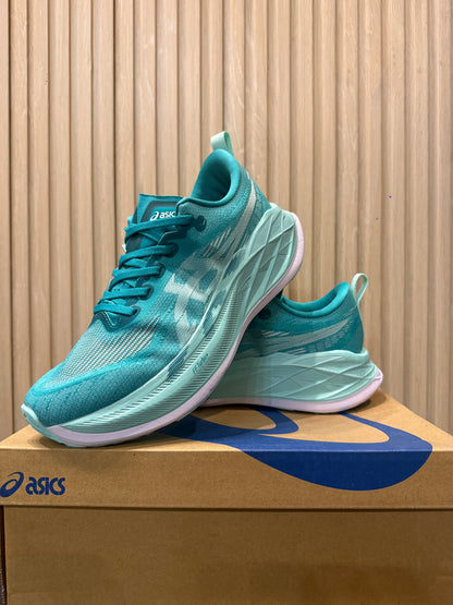 ASICS Novablast 2