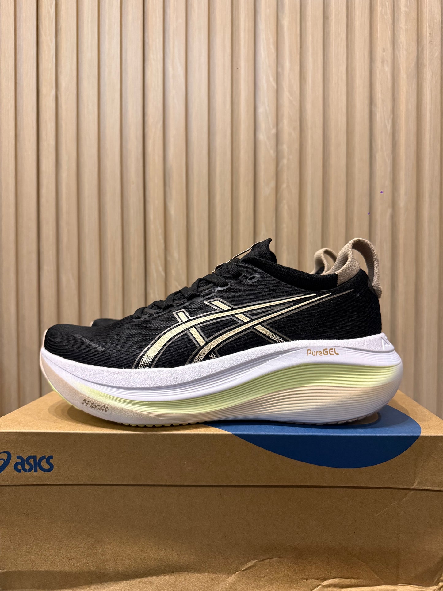 ASICS GEL-NIMBUS 27