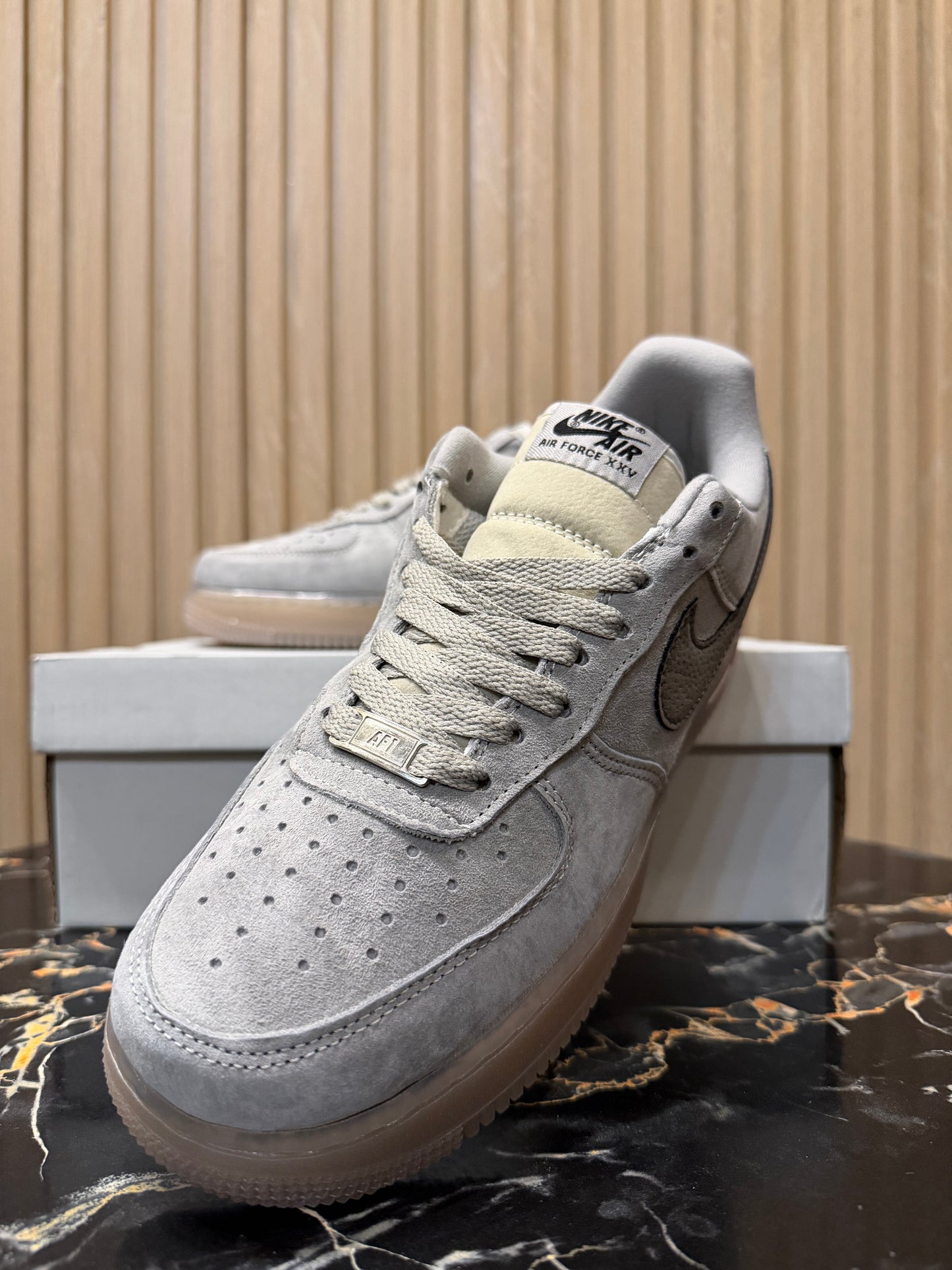 NIKE Air Force 1 (Champ X)