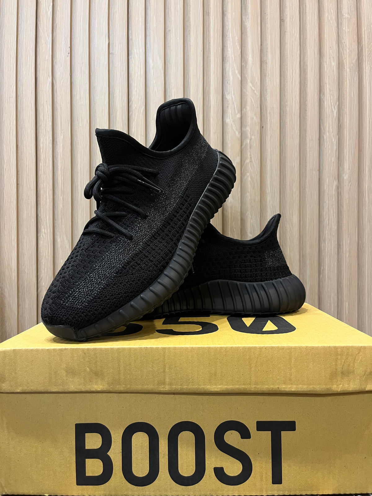 AD Yeezy 350 V2