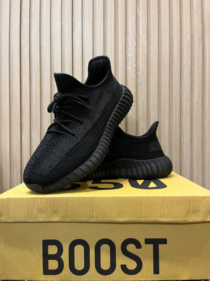 AD Yeezy 350 V2