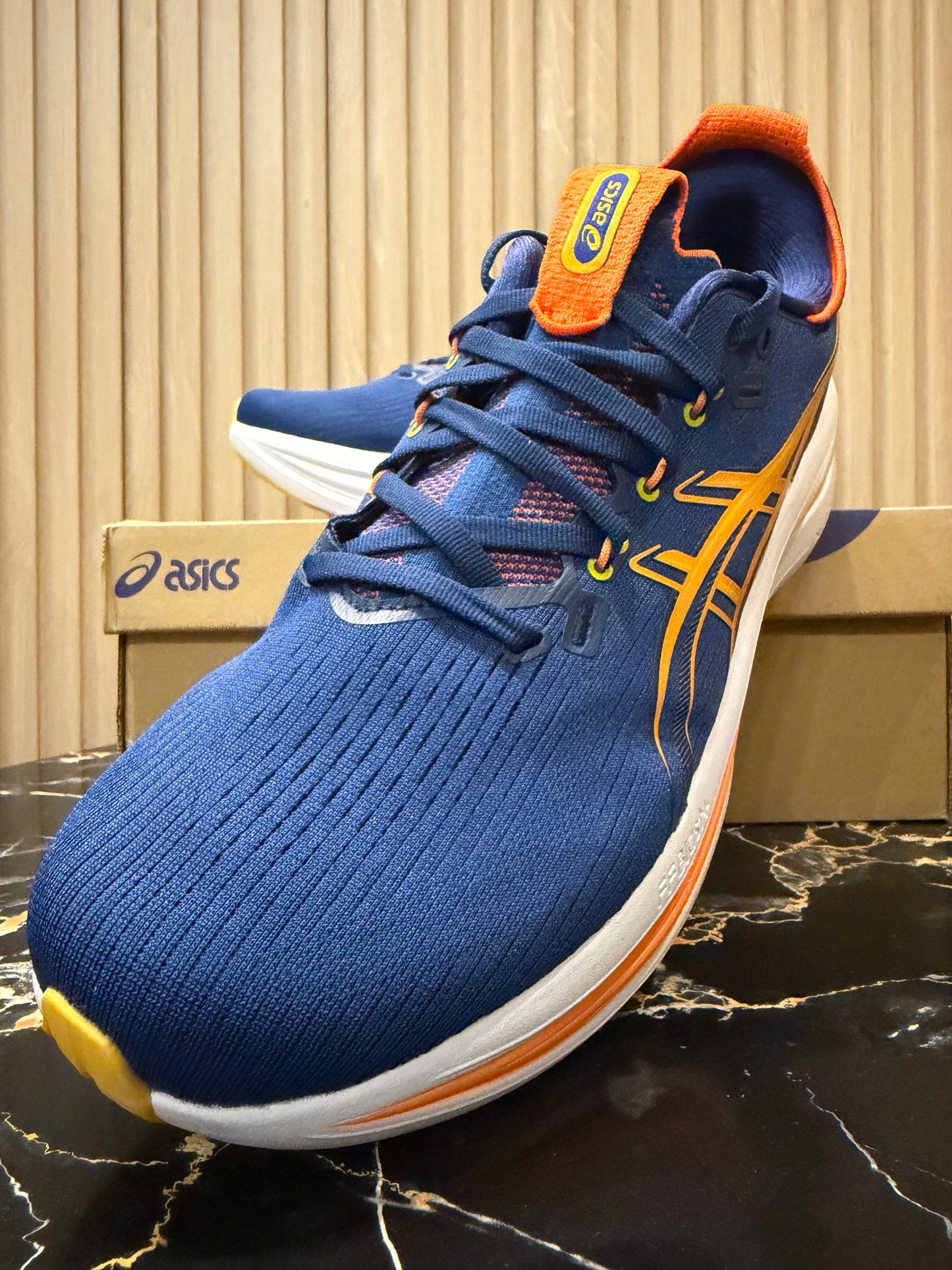 Asics Nimbus 28