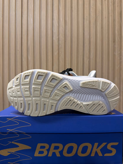 BROOKS GHOST 17