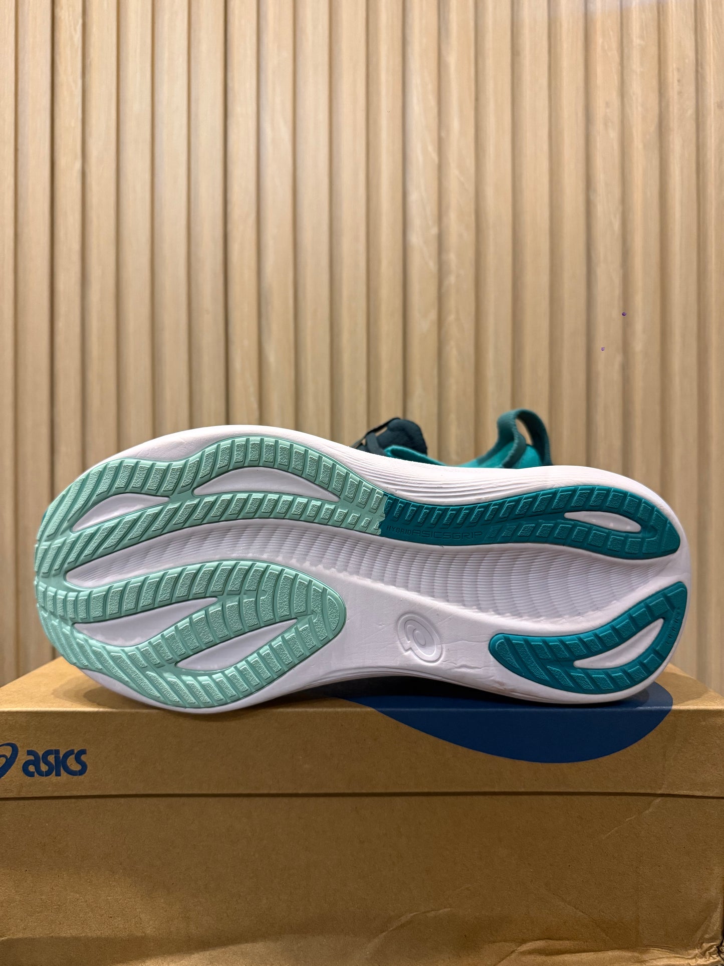 ASIX GEL-NIMBUS 27