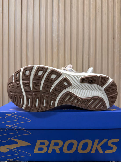 BROOKS GHOST 17