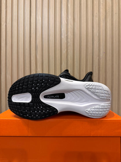 NIKE ALPHA FLY 6