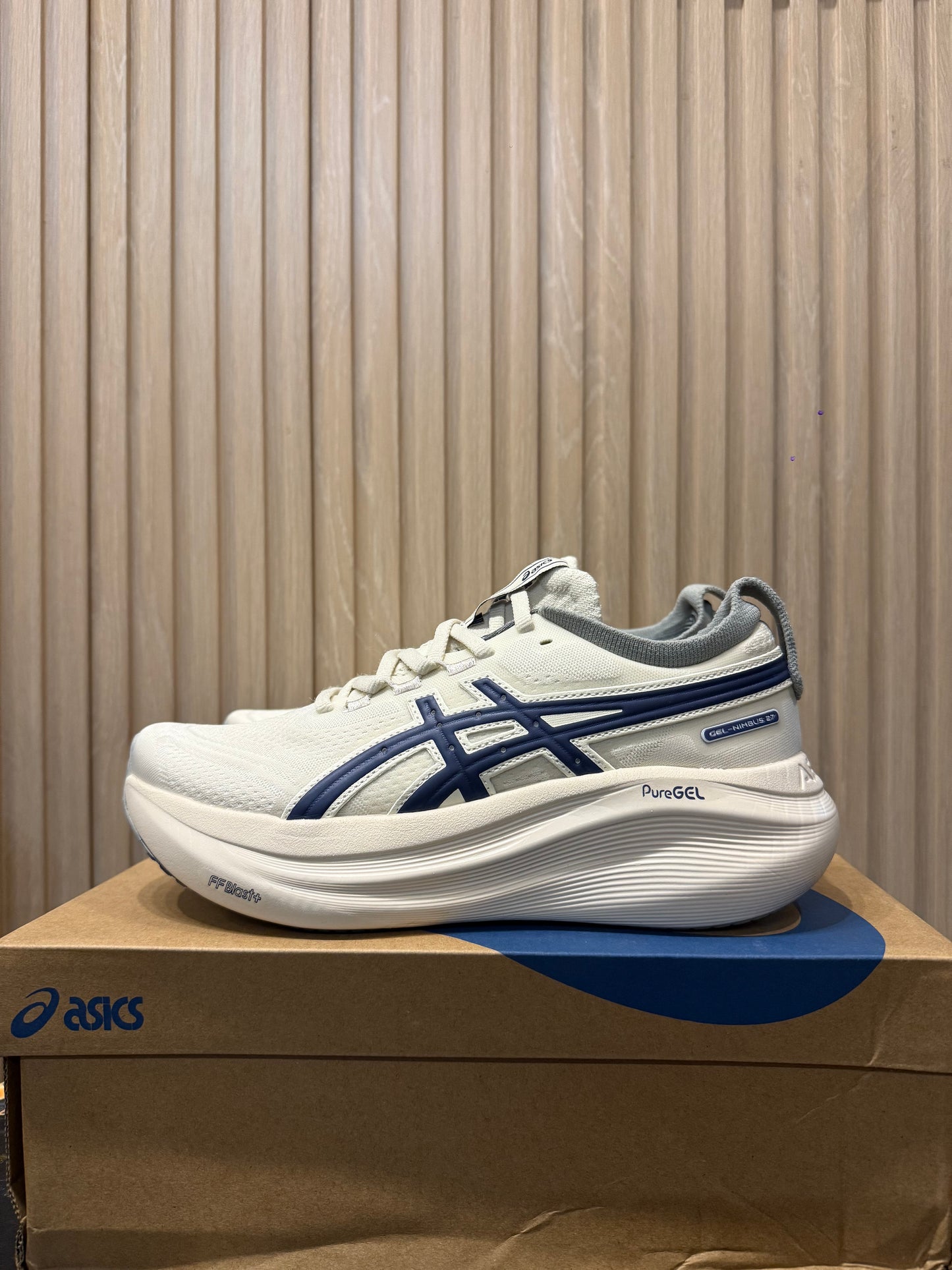 ASIX GEL-NIMBUS 27