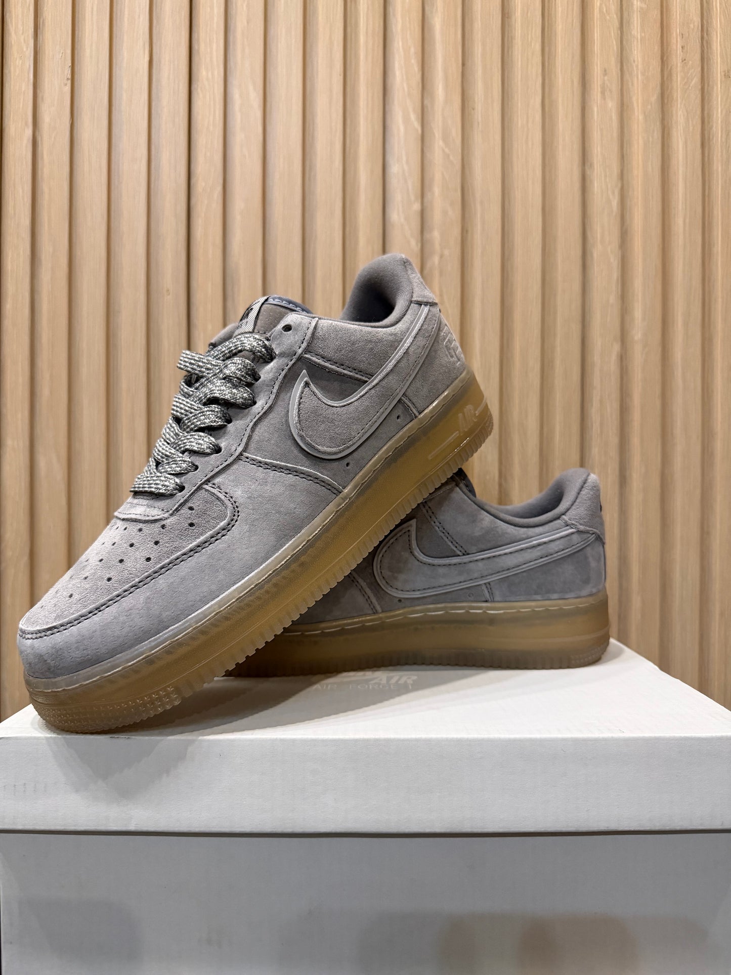 NIKE Air Force 1 (Champ X)