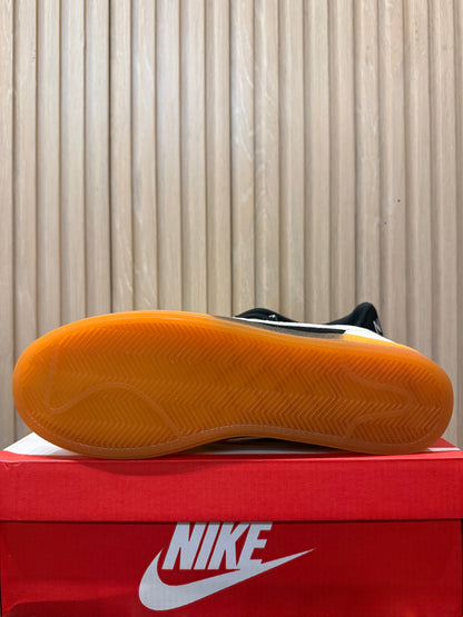 NIKE Killshot