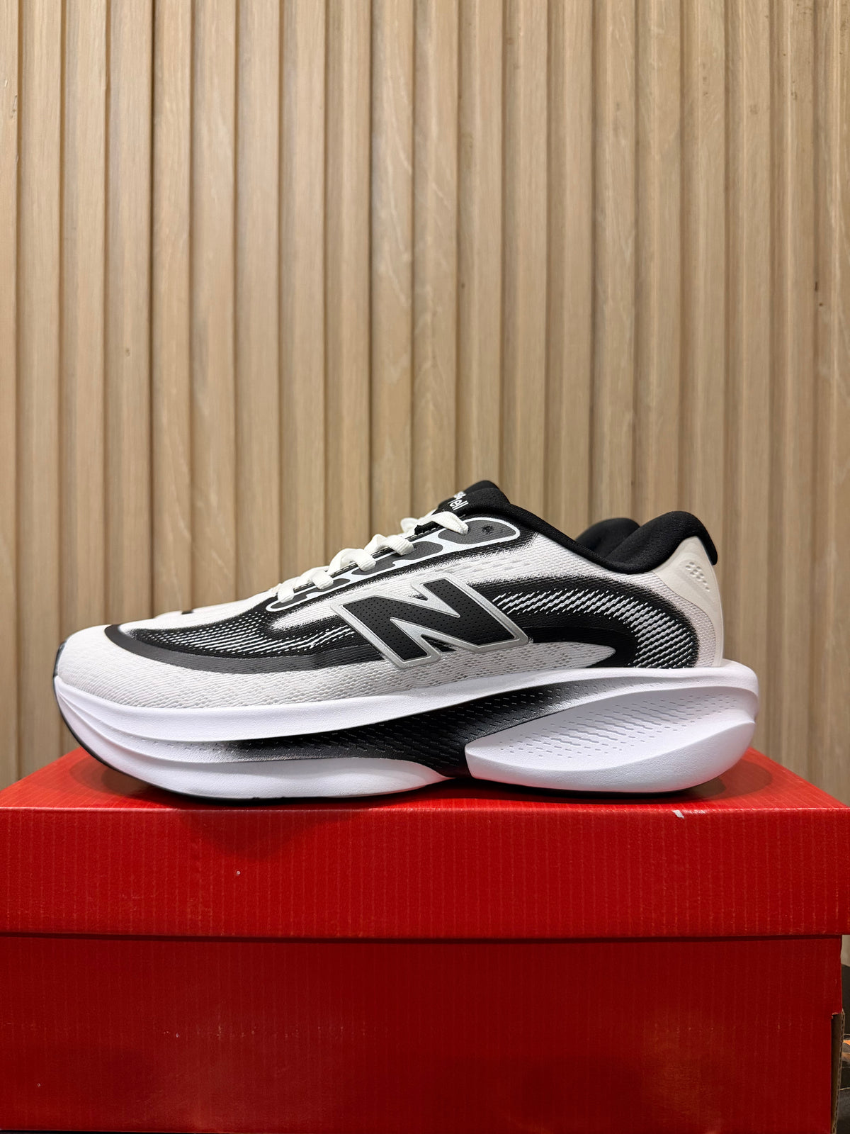 New Balance Ellipse