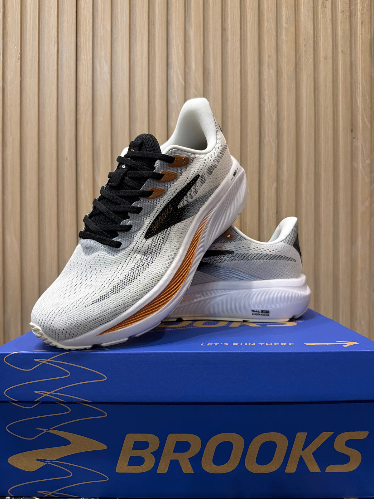BROOKS GHOST 17