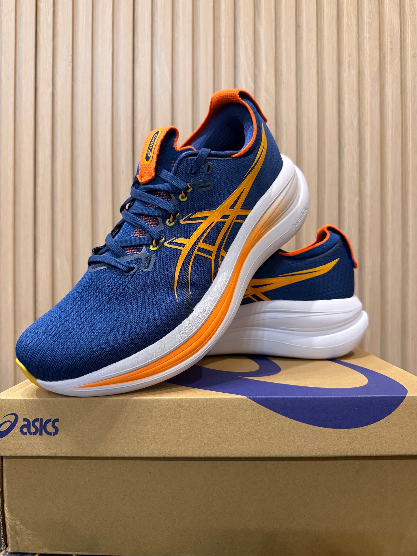 Asics Nimbus 28