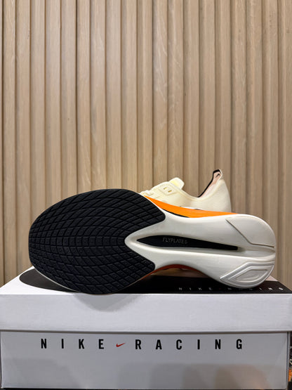 NIKE Vaporfly 4