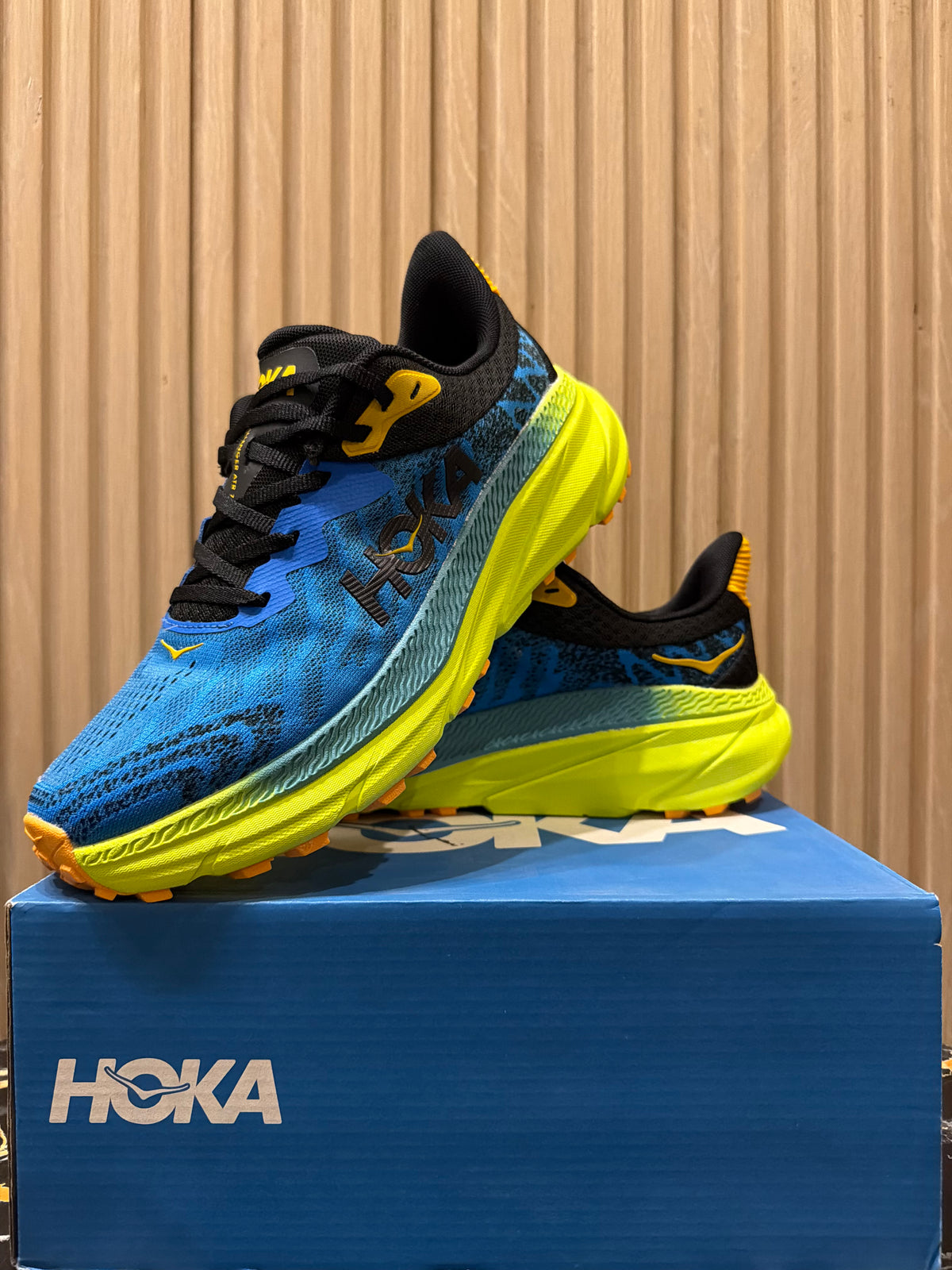 HOKA Challenger ATR 7