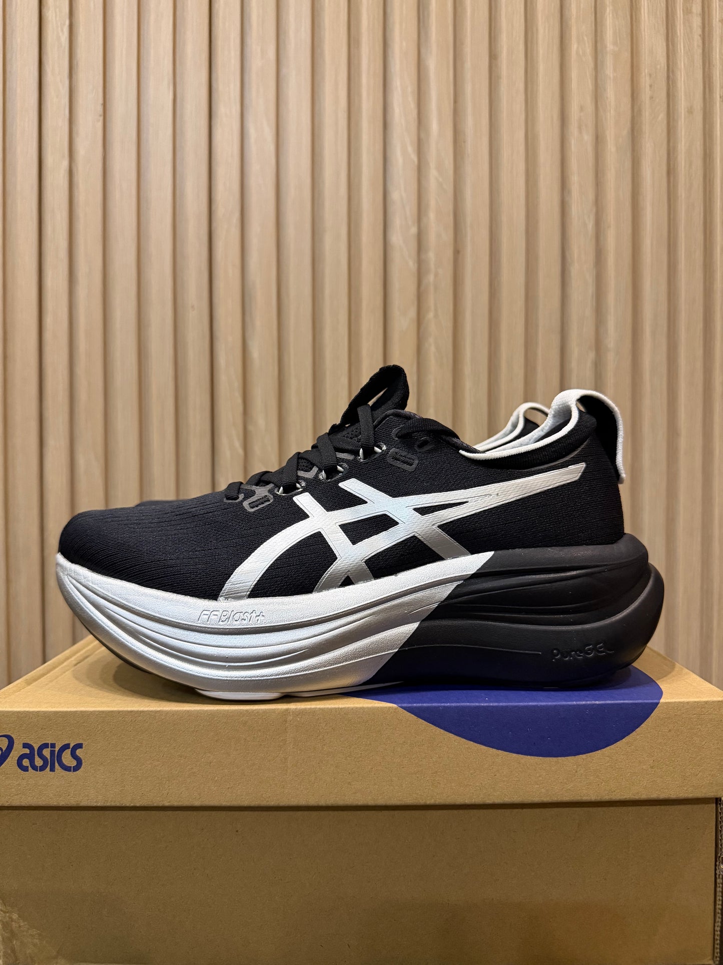 Asics Nimbus 28