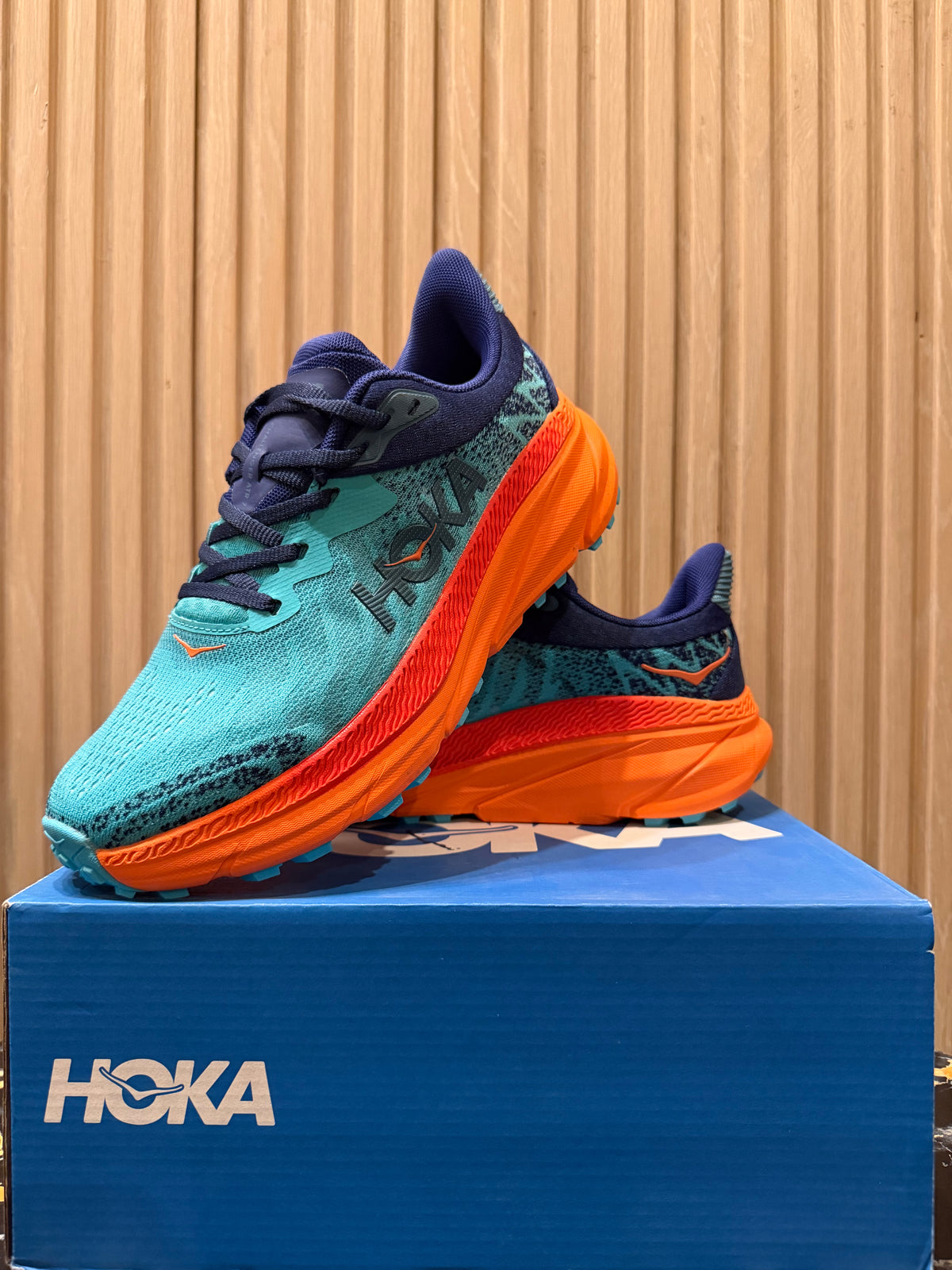 HOKA Challenger ATR 7