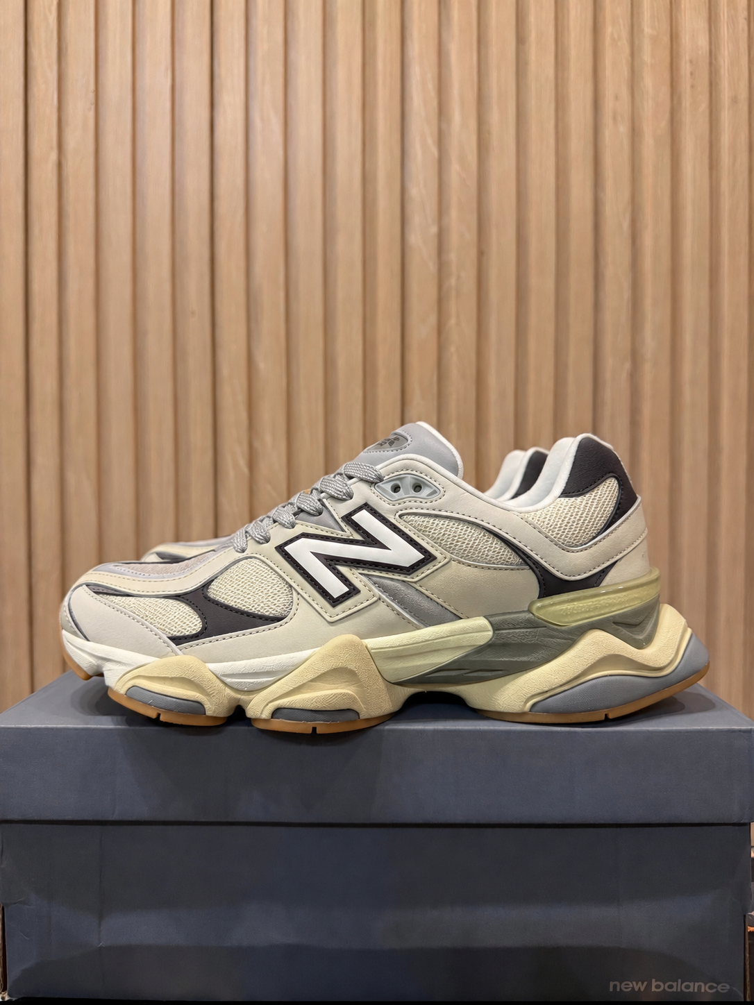 New Balance 9060