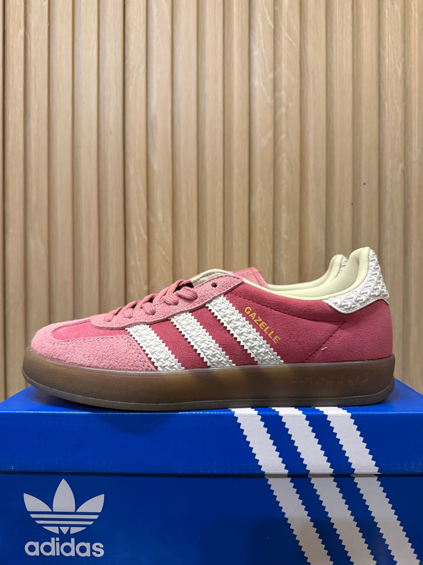 AD Gazelle || Women