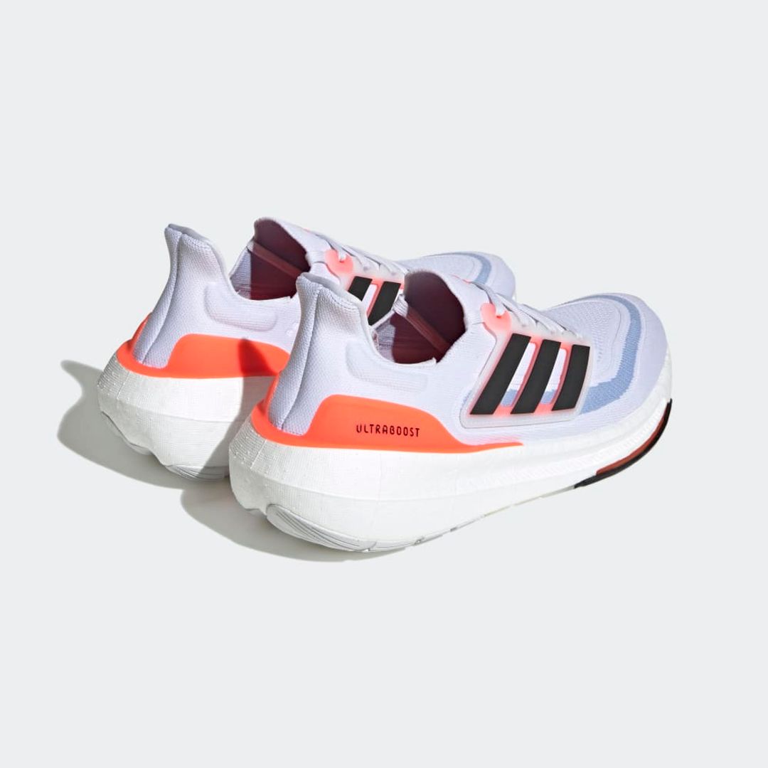 AD UNISEX ULTRABOOST LIGHT