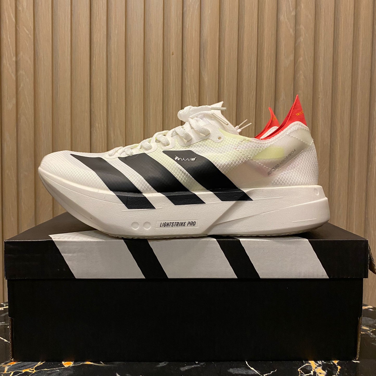 AD Adi-0 Adios Pro 4