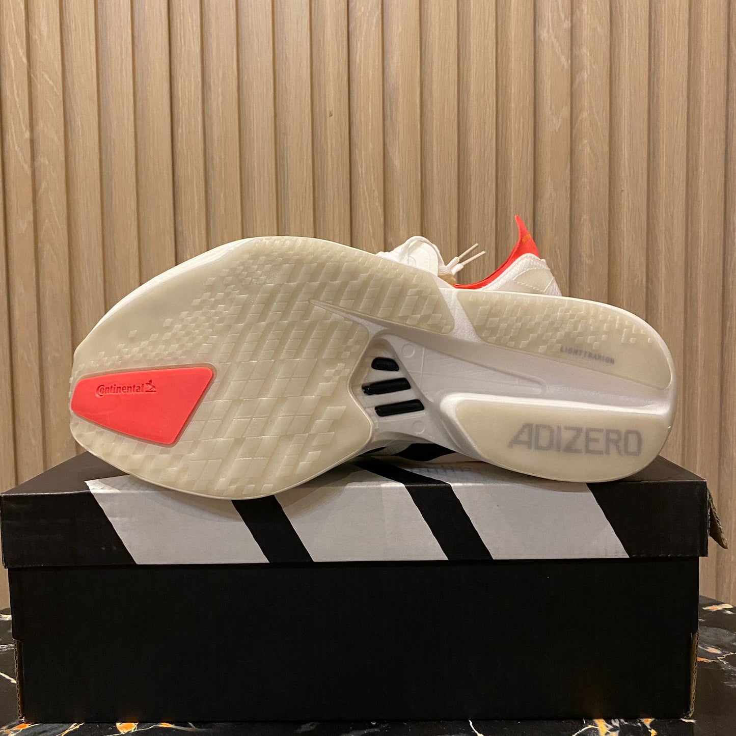 AD Adi-0 Adios Pro 4