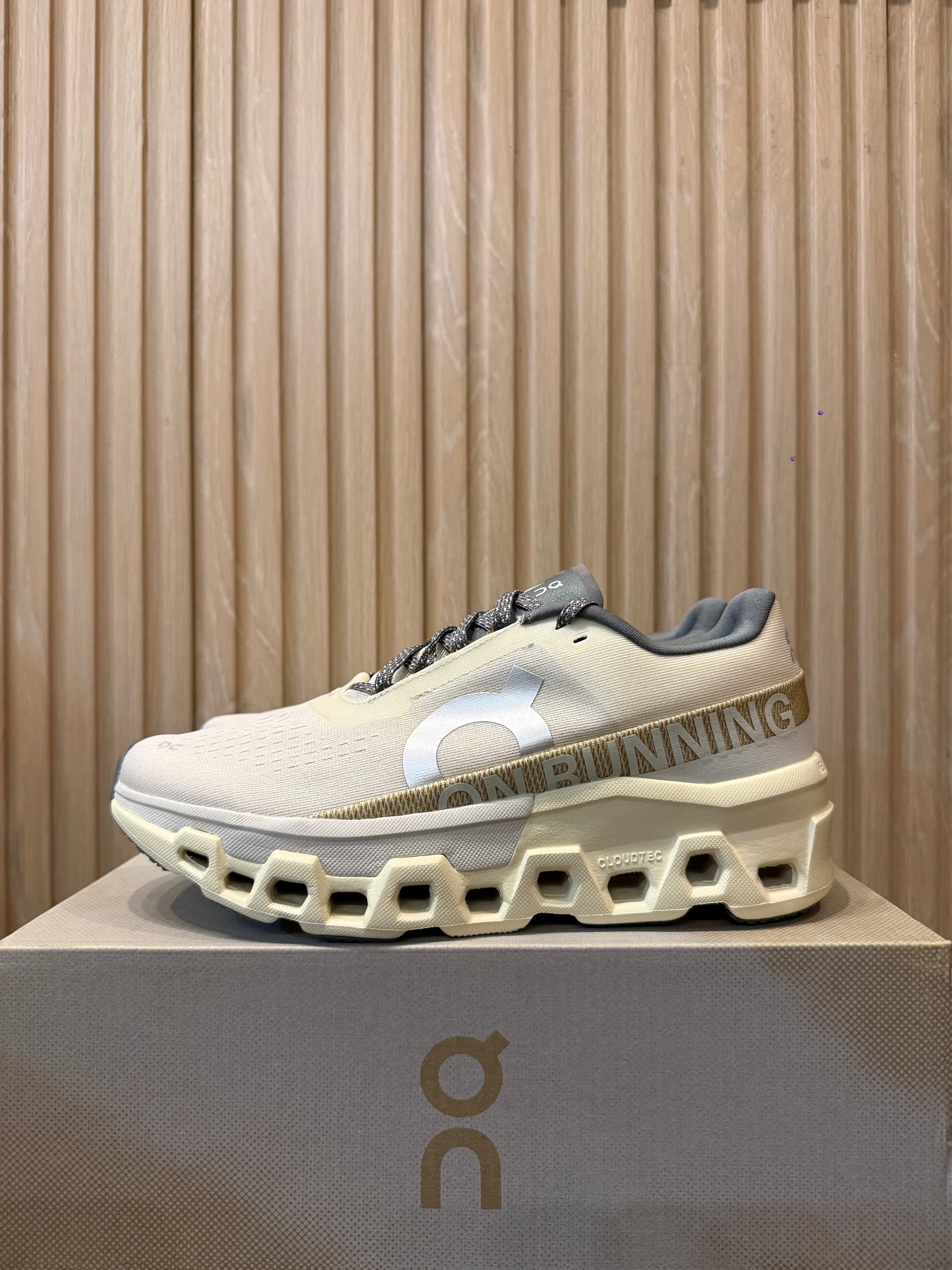 On Cloud (Premium ++)