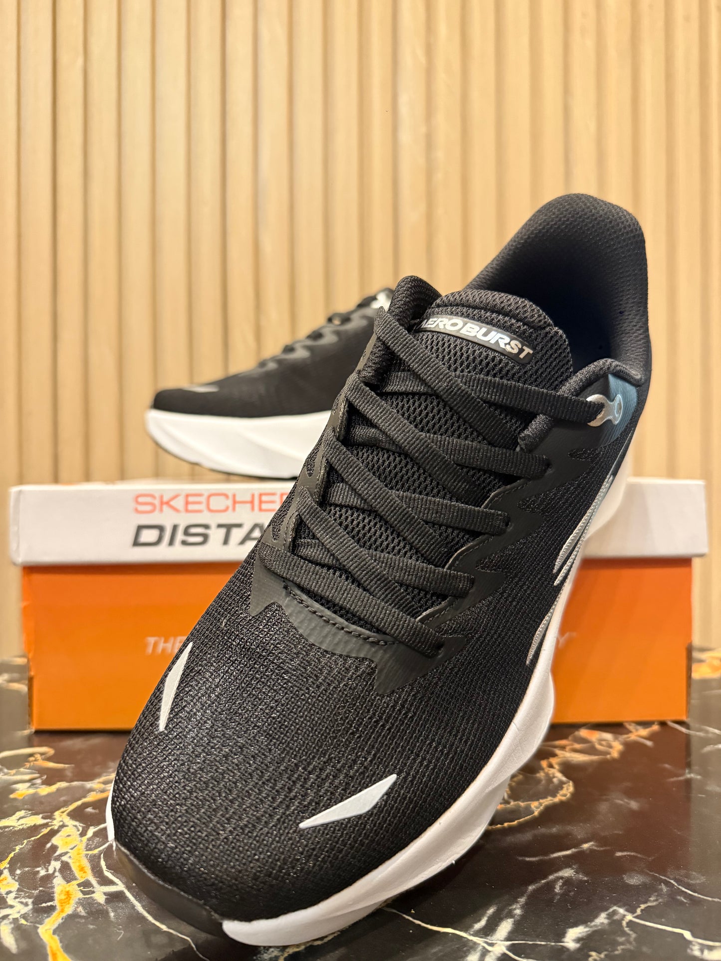 Skechers Aero Burst