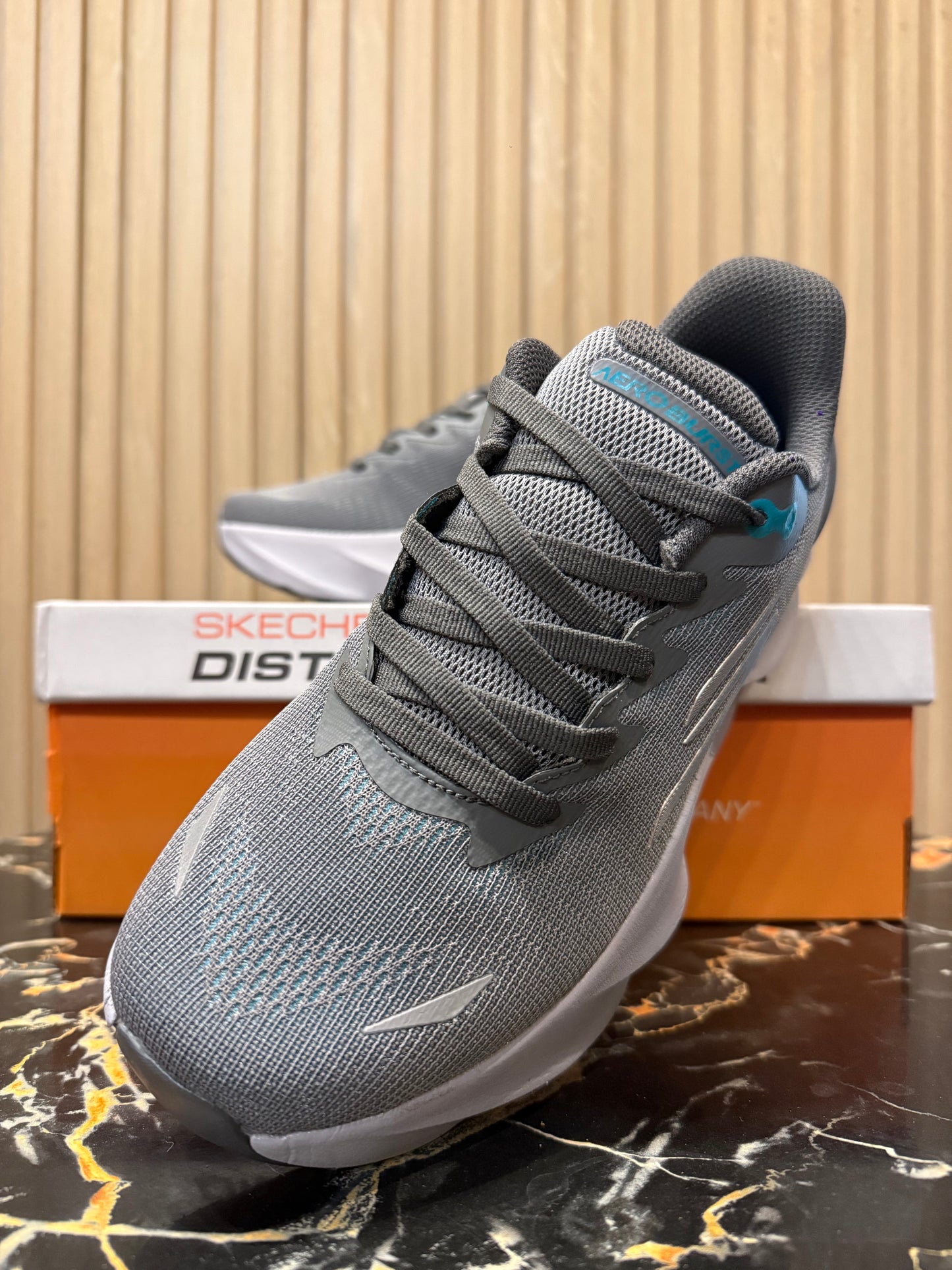Skechers Aero Burst