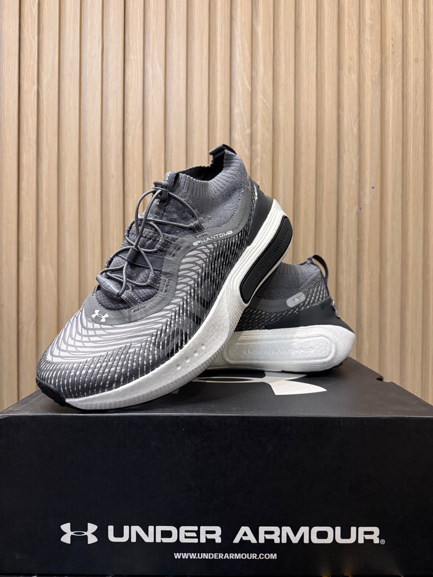 Under Armour Phantom 4