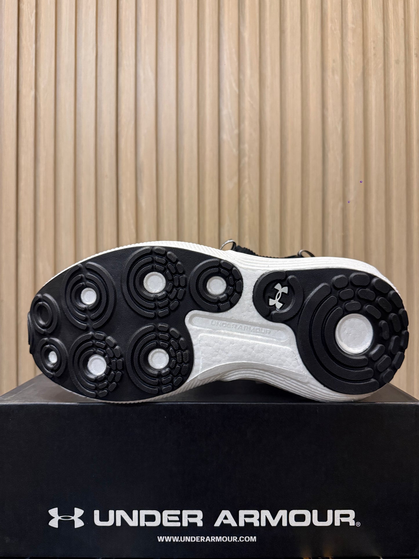 Under Armour Phantom 4