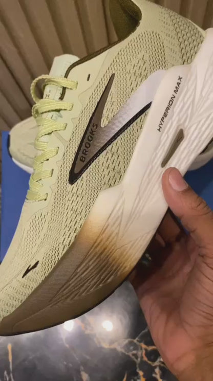 Brooks Hyperion Max II