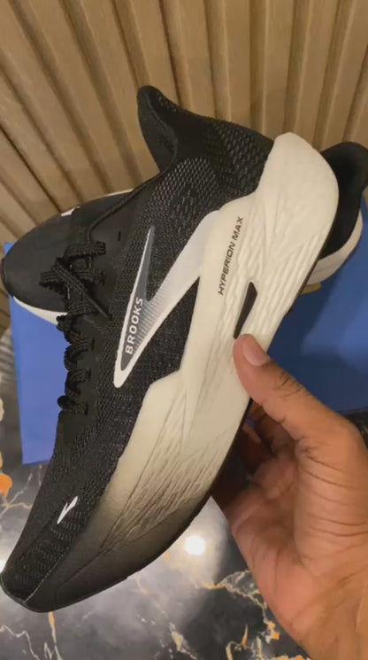 Brooks Hyperion Max II